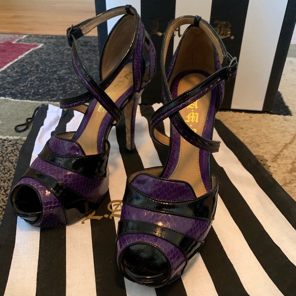 LAMB Pumps